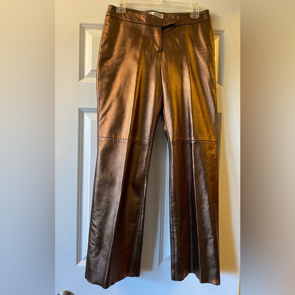 Hugo Buscati copper leather low rise pants in sz 8P.